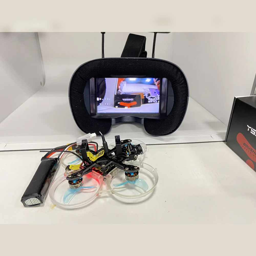 FPV Goggles 008D 5.8G 40CH 4.3 - Drone Racing Goggles recensione e prezzo